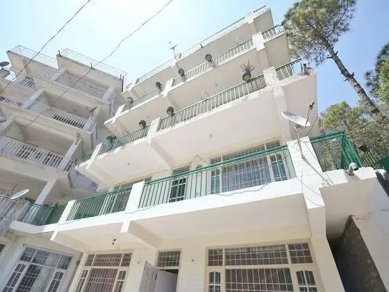 OYO 14084 Home Hill View Studio Barog