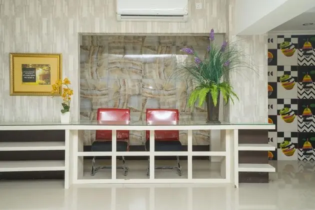 OYO 1411 Djakarta Hotel Syariah - Lobi