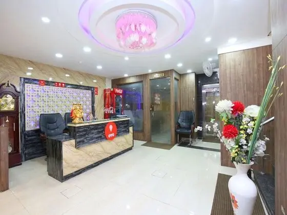 OYO 14157 RS Hotel & Restaurant - Lobi