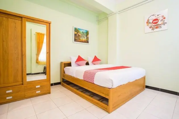 OYO 1419 Rhona Guest House Syariah - Öne Çıkan Resim
