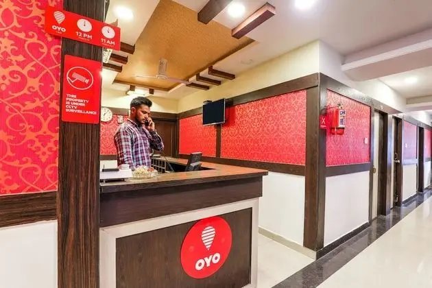 OYO 14194 Hotel Deccan Lodging and Boarding - Lobi