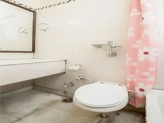 OYO 14245 Amitabh Guest house - Banyo Tipleri
