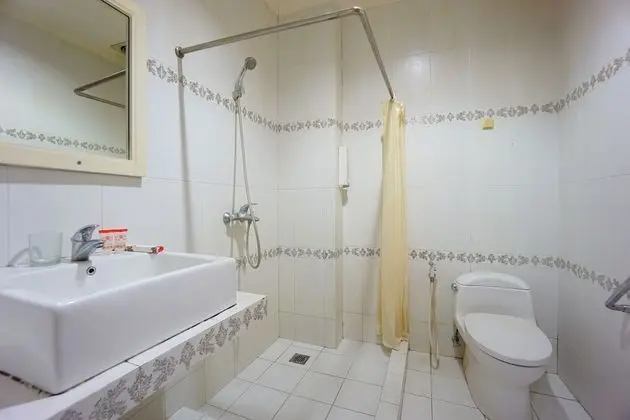 OYO 1429 Bastiana Residence - Banyo Tipleri