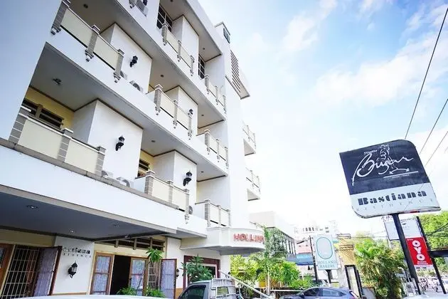 OYO 1429 Bastiana Residence - Dış Mekan