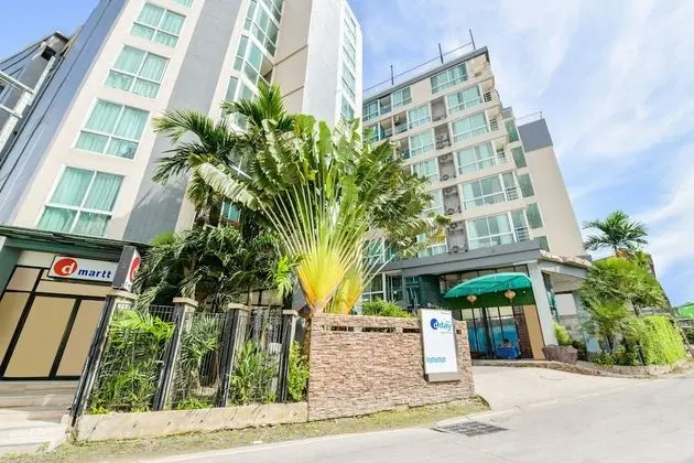 OYO 143 Dday Resotel Pattaya Hotel - Dış Mekan