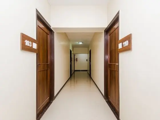 OYO 14376 Royal Park Residency - İç Mekan