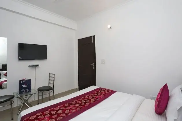 OYO 14386 Orange inn