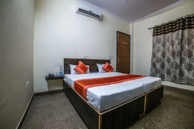 OYO 14388 UK Residency