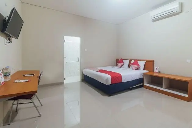OYO 1448 Mangga Dua Guest House