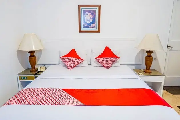 Oyo 1452 Hotel Utari