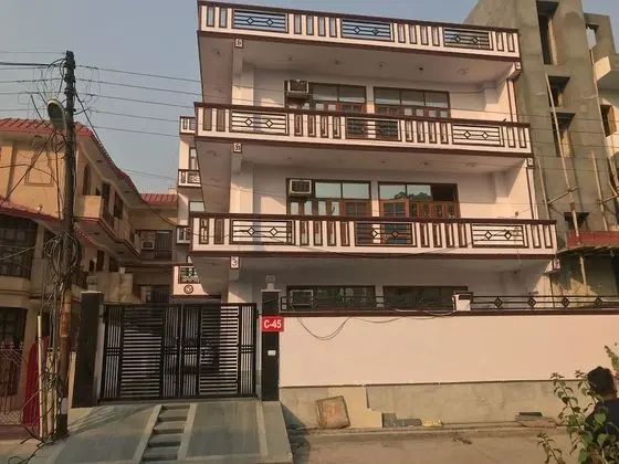OYO 14625 Baani Abode