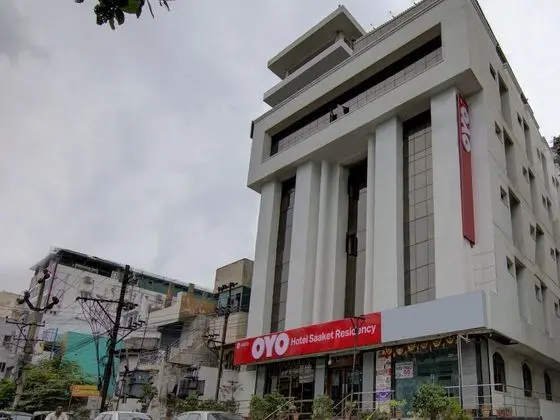 OYO 14670 Saaket Residency - Dış Mekan