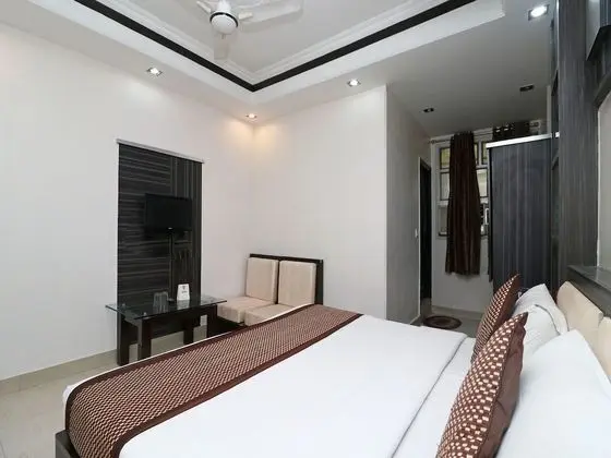 OYO 14705 Hotel India Palace - Oda