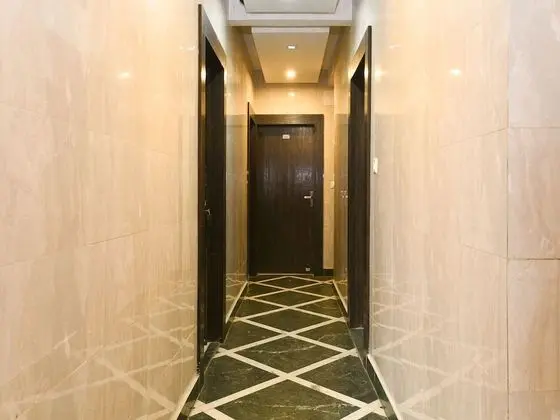 OYO 14721 Hotel Vishesh Continental - İç Mekan