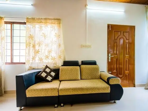 OYO 14757 Home Charming 2BHK Kundanoor - Lobi