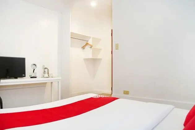 OYO 150 Davao Airport View Hotel - Oda