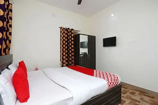 OYO 15084 Sai Lotus Residency - Oda
