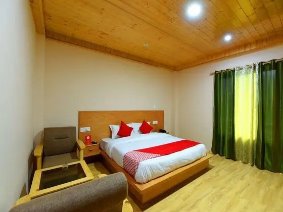 OYO 15188 Hotel Pucknozz