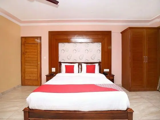 OYO 15254 Home Scenic Studio Barog - Oda