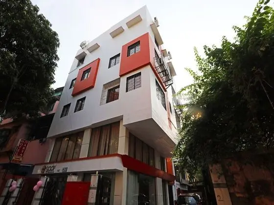 OYO 15258 Hotel Arya International - Dış Mekan
