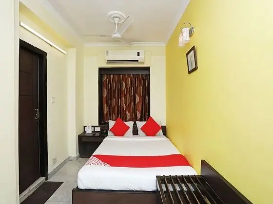 OYO 15258 Hotel Arya International - Oda