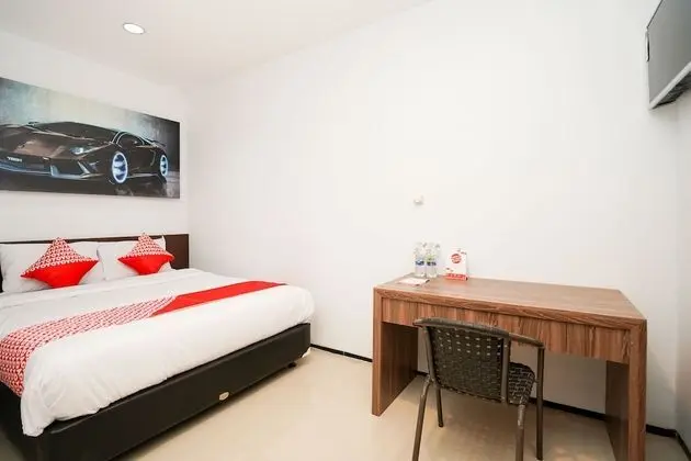 OYO 1541 Padang Pasir C-12 Residence
