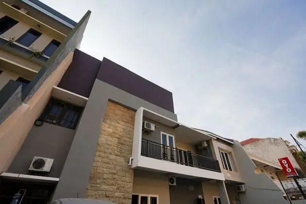 OYO 1541 Padang Pasir C-12 Residence