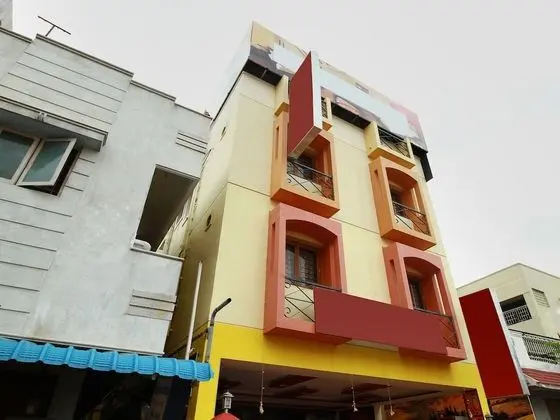 OYO 15427 Hotel Apple Grand - Dış Mekan