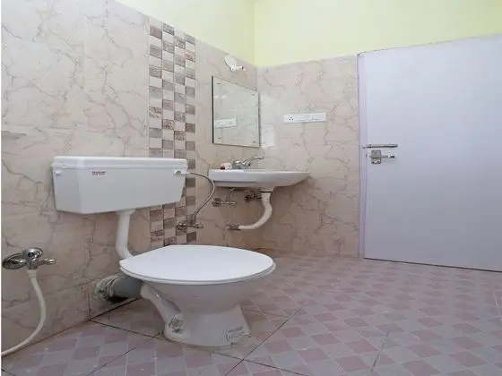 OYO 15450 City Point Newtown - Banyo Tipleri