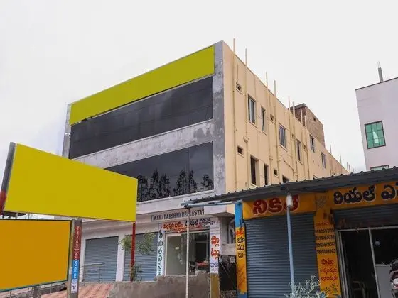 OYO 15457 Grd Residency