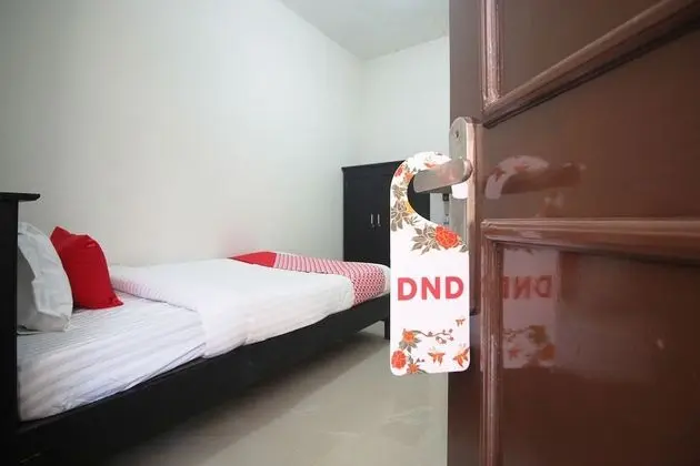 OYO 1547 Wisma Ray Syariah - Oda