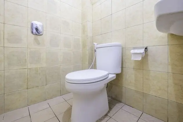 OYO 1568 Stasiun Ka Cirebon Guest House - Banyo Tipleri