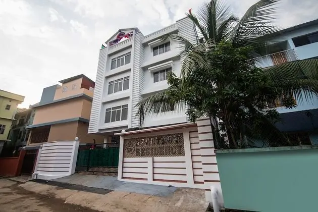 OYO 15700 Spectrum Residency - Dış Mekan