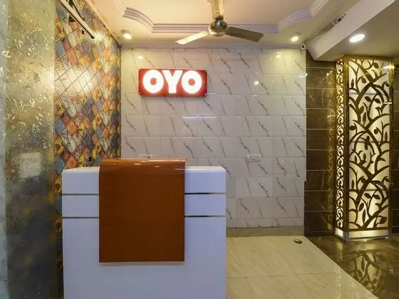 OYO 15764 Hotel Akash Continental - Lobi