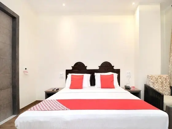 OYO 15890 Hotel Sunciti Extension - Öne Çıkan Resim