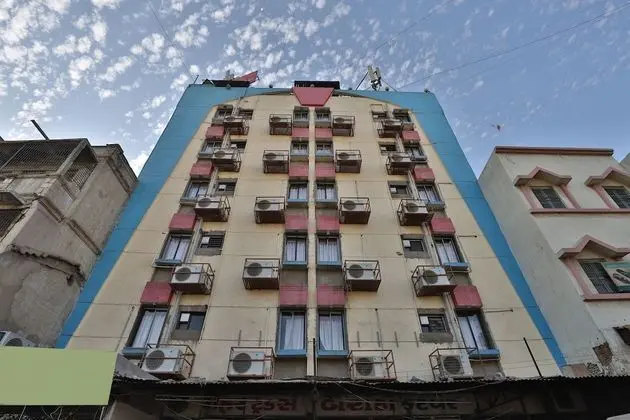 OYO 15981 Hotel Shiv Ganga
