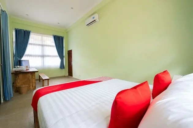 OYO 1605 Puput Resort Batulayar Senggigi - Oda