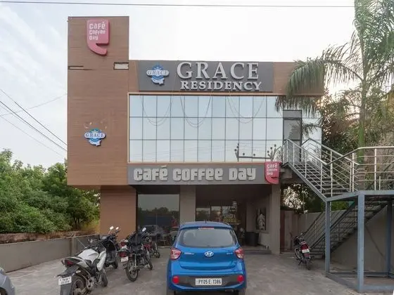 OYO 16117 Grace Residency