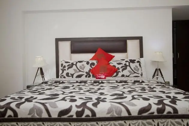 OYO 1619 Hotel Swiss Wood