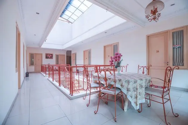 OYO 162 Ms Residence