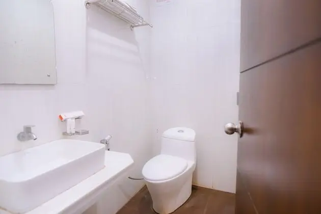OYO 1630 Hotel Syariah Ring Road - Banyo Tipleri