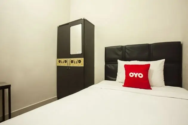 Oyo 1631 Hotel Apple - Oda