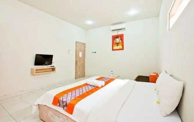 OYO 1638 Cityzen Renon Hotel - Oda