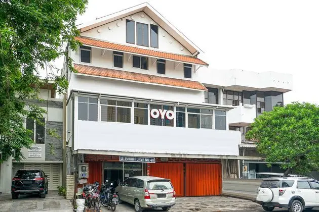 OYO 164 Ang S Residence