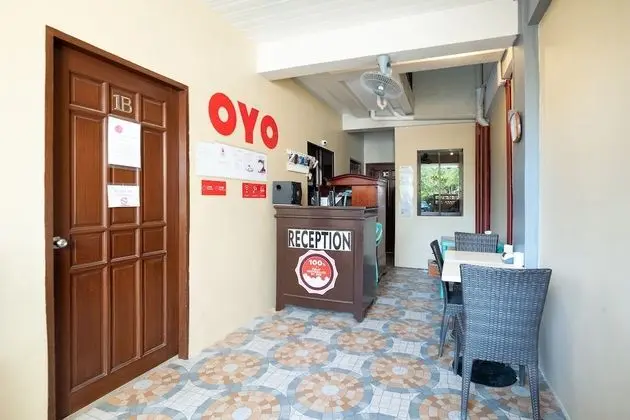 OYO 164 Antoine's Despacito - Öne Çıkan Resim