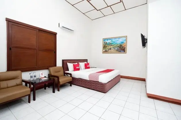 OYO 1644 Hotel Griya Kencana - Öne Çıkan Resim
