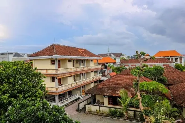 OYO 1654 Maha Bharata Kuta Inn