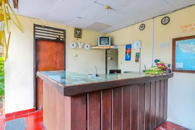 OYO 1654 Maha Bharata Kuta Inn - Lobi