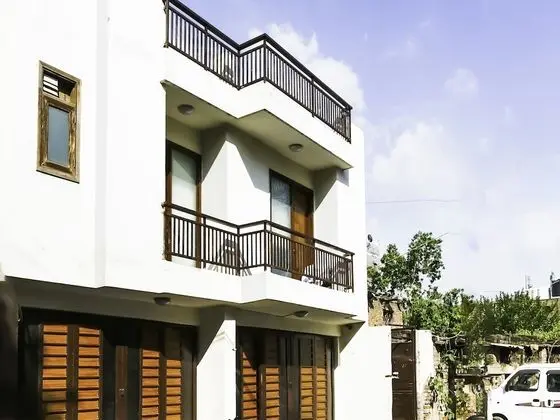 OYO 16540 Prem Home