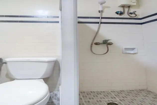 OYO 166 Maanyag Pension House - Banyo Özellikleri